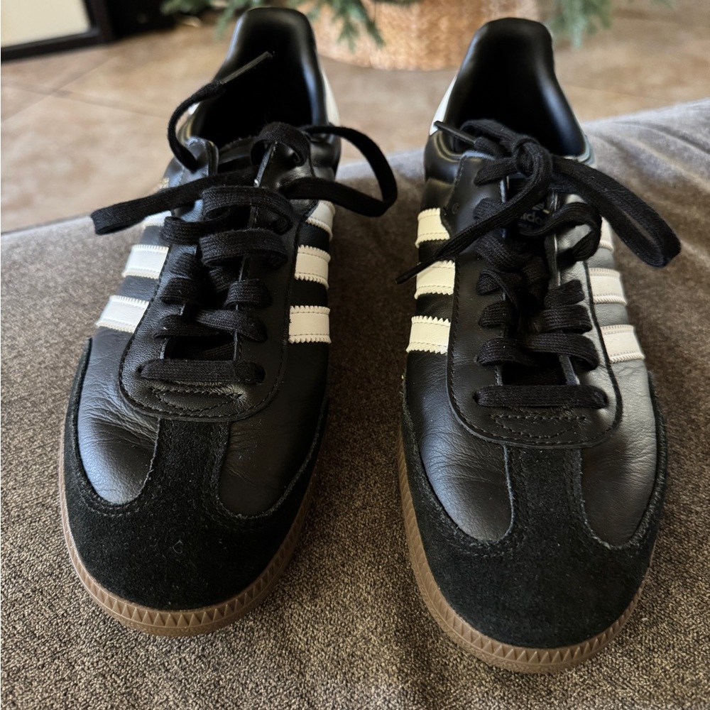 Adidas Sambas